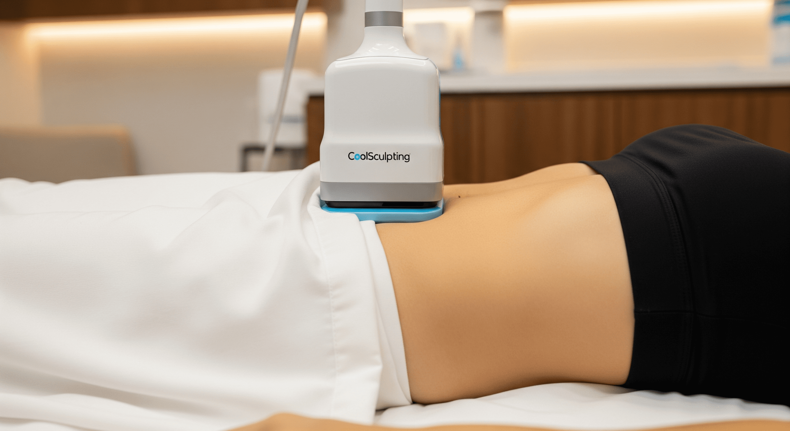 2025 11 alluradermcom img coolsculpting abdomen v1